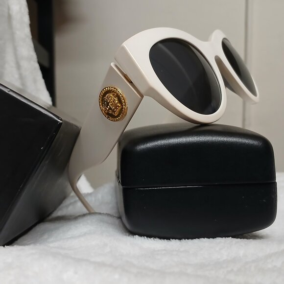 SUNGLASSES - Picture 4 of 6